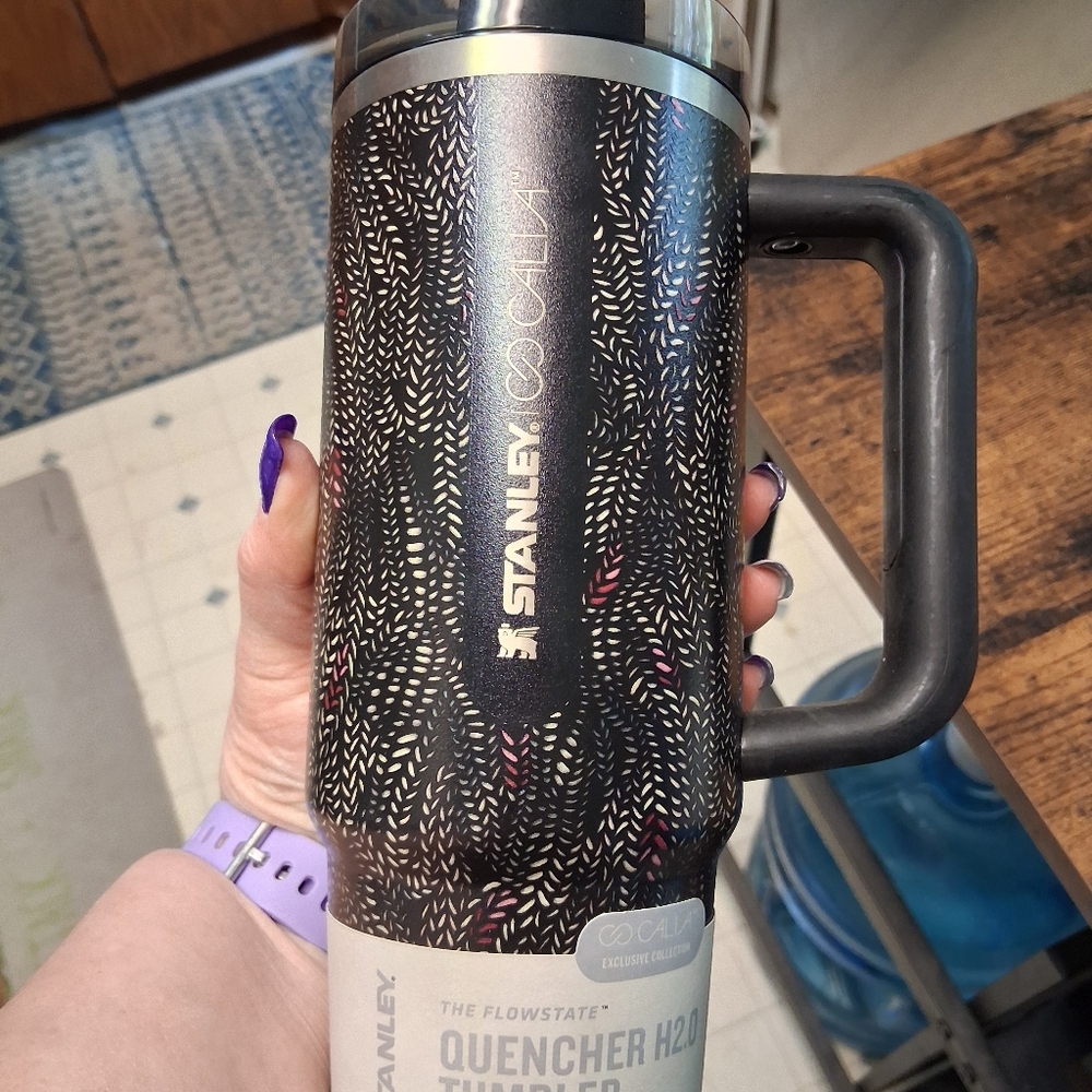 Stanley Black with Subtle Red And White Accent Quencher H2.0 30 oz. Tumbler